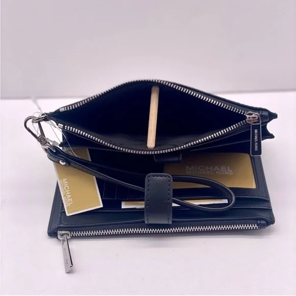 Michael Kors Jet Set Ombré DoubleZip 
Signature Wristlet Wallet Black - Picture 10 of 11
